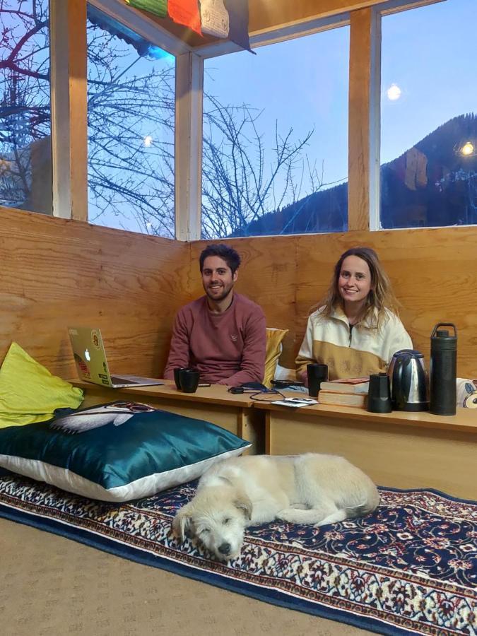 Mars Monkey Hostel & Cafe Manāli Esterno foto